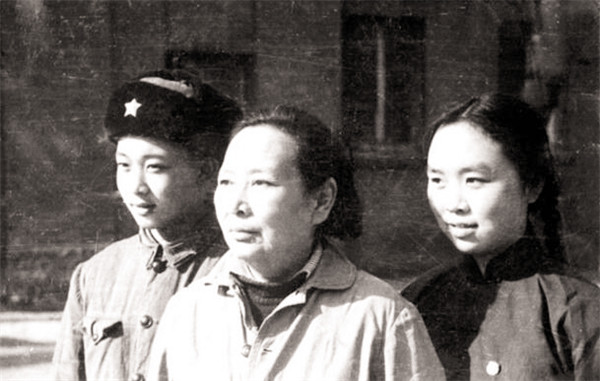 革命女英雄曾宪植,18岁嫁给叶元帅,丈夫另娶后她却选择孤独终老