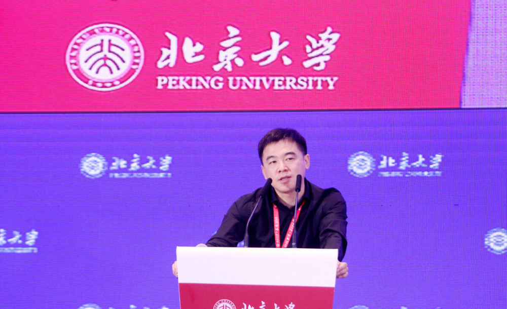 中公老总_中旦集团老总照片