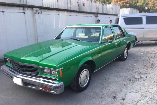 上海老板偏爱美系老爷车花30万买辆雪佛兰1989款caprice
