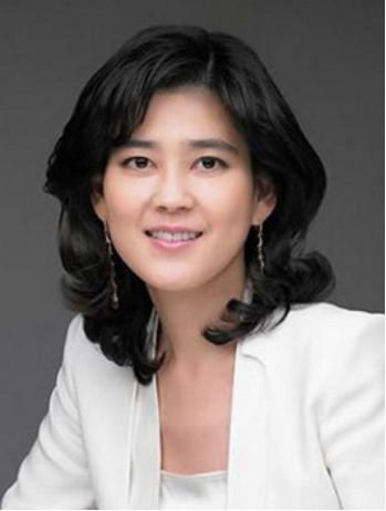三星长公主,下嫁保安17年,却孕期被打,离婚还被勒索1.