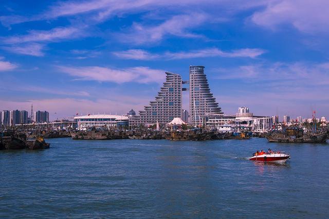 潍坊 人均gdp_潍坊职业学院宿舍(3)