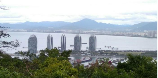 东亚地区gdp占世界经济总量_我国经济gdp总量图(3)