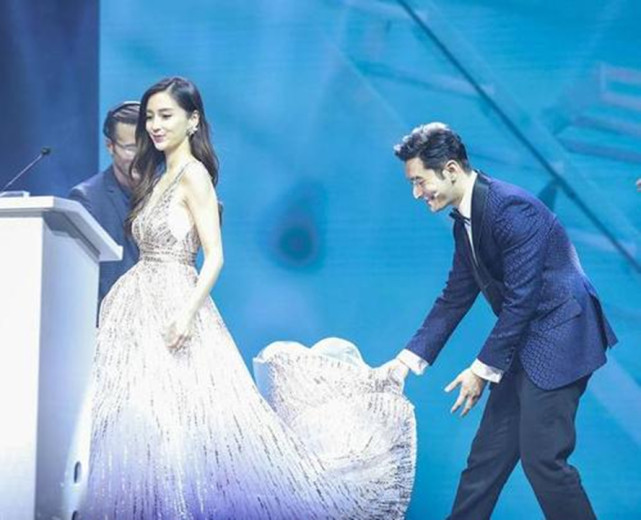 杨颖疑内涵婚变,看了黄晓明的回应,我如鲠在喉