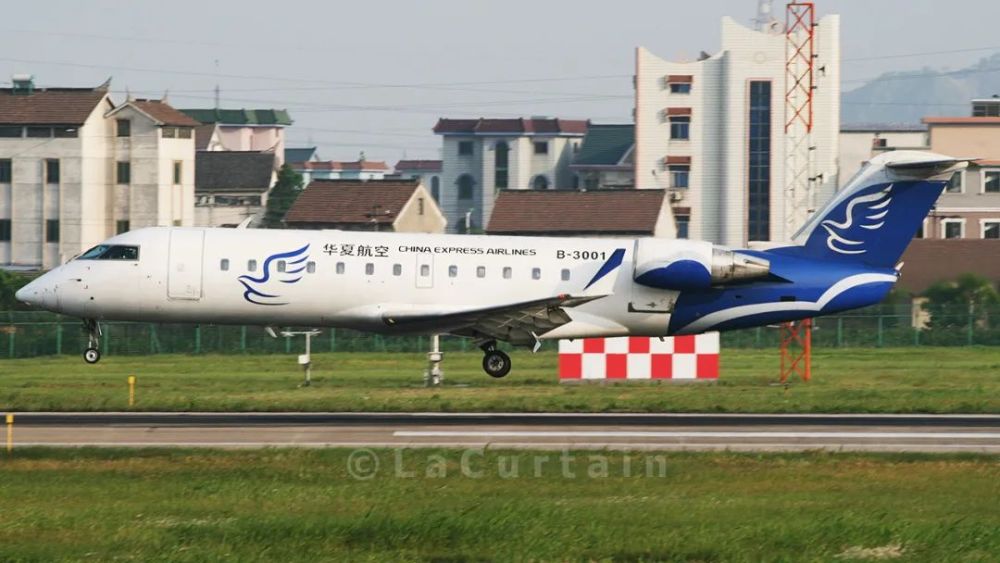 华夏航空航班量窜升至全国第四位