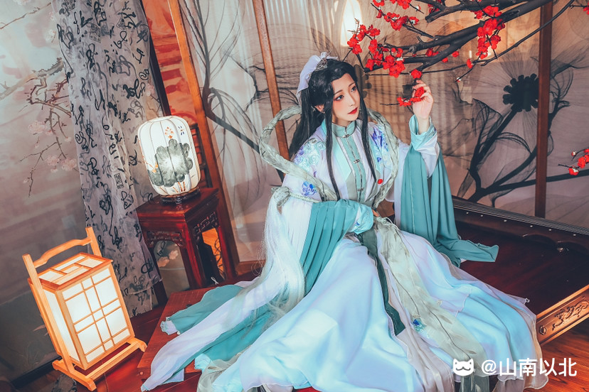 喵特cos 天官赐福 风师青玄