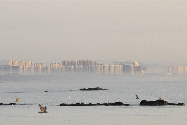 神秘的海市蜃楼只是简单的光学现象吗?幻象背后有何奥秘?