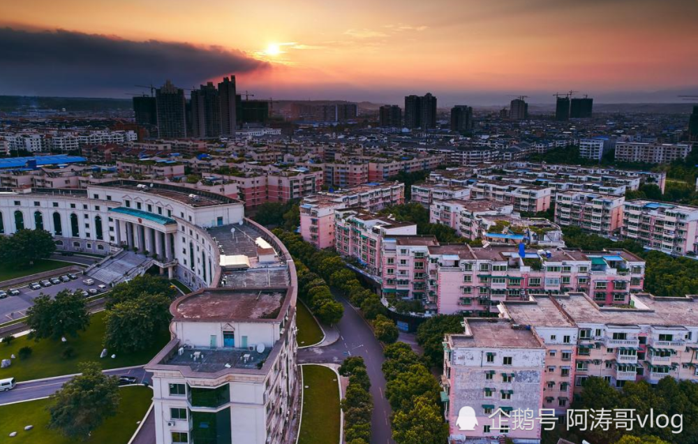 绵阳人口数量_绵阳米粉图片