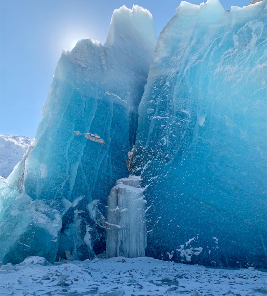 世界三大冰川之一的来古冰川,为什么是蓝色的?