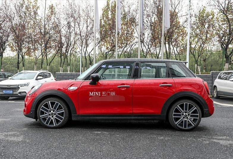 内饰外观全面升级,五门 1.5t,全新宝马mini来袭,预售19万起!