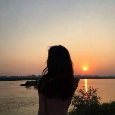 情侣背影头像:爱你的人永远知道怎么爱你