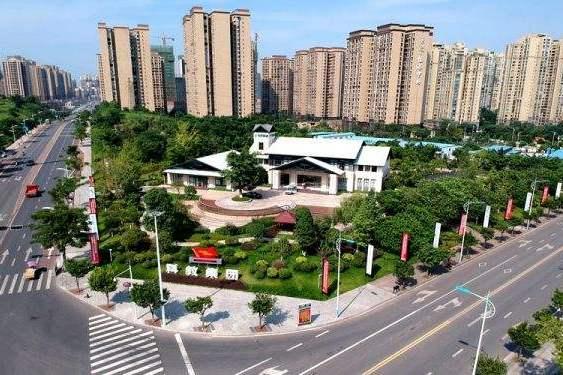 宜宾经济总量排名_宜宾经济发展图