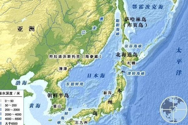 边界呈"半包围"了一样,在中国和日本的领土之间的日本海日本人早就