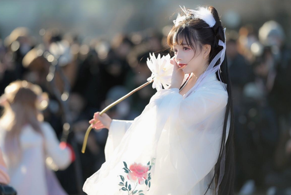 汉服婚纱照_古装婚纱照图片大全(3)