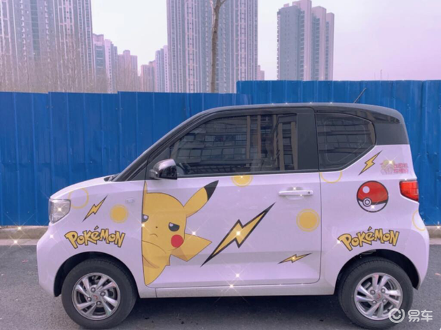 五菱宏光mini小熊猫,五菱熊猫电动车 五菱宏光mini ev素颜短小精悍悬浮式顶