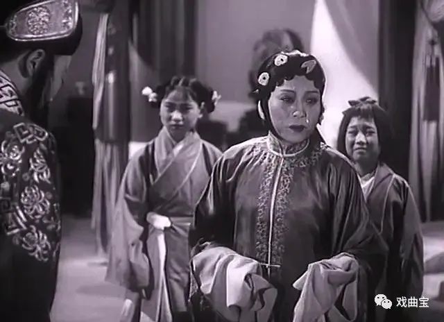 适合收藏的1955年版《秦香莲 筱白玉霜评剧经典!