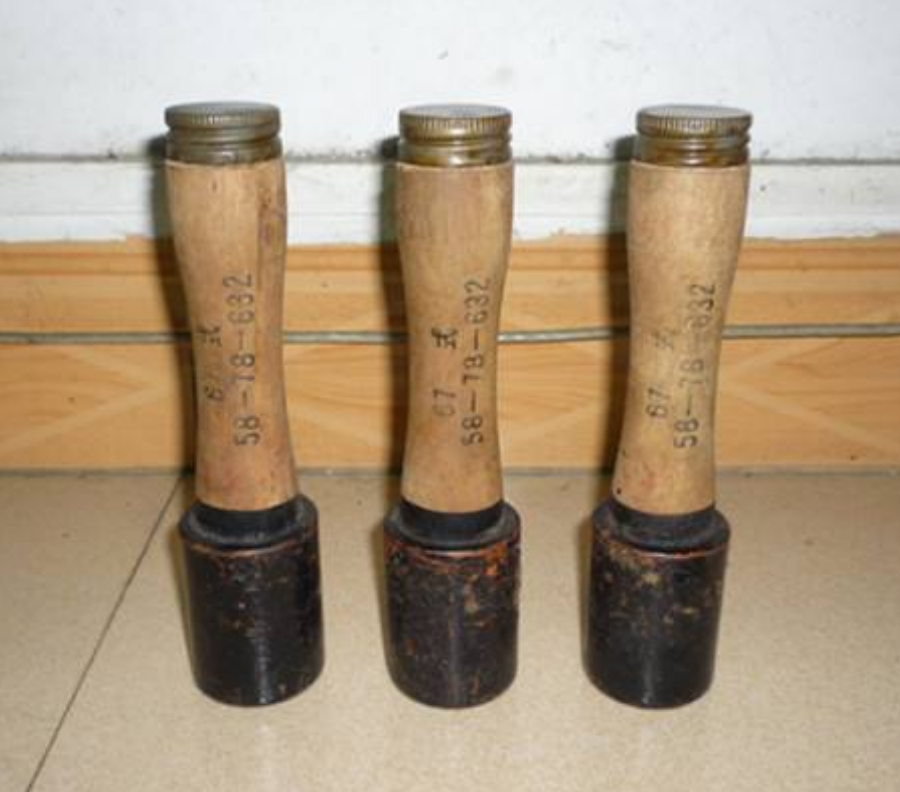 大家都知道手榴弹是以手工投掷的方式析出,所以它的重量不可能太重.