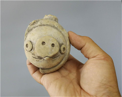 2016年才通过电影被大家所熟知,而三星堆1949年就开始考古和发掘,里面