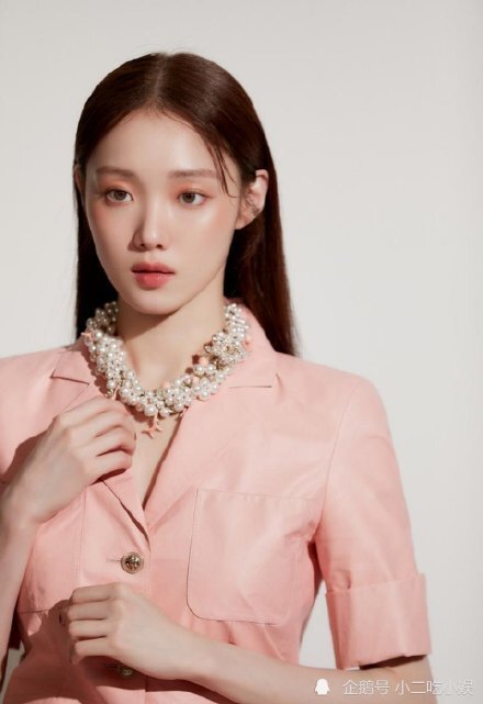 yg旗下的模特李圣经