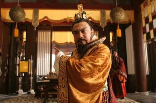 直到禹的儿子启用武力手段夺取了部族联盟首领地位,禅让制戛然而止
