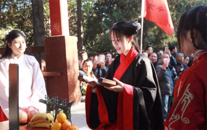 全世界汉族有多少人口_北流隆盛镇有多少人口