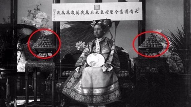 慈禧容貌被复原,网友看后连连惊叹:这是同一人?还真是岁月无情