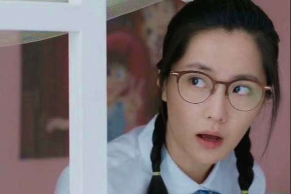暴风眼中的90后代斯中戏校花宁心做过模特王艺瑾演过少年派