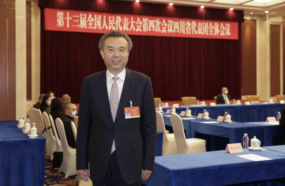 宜宾中核812老总_宜宾中坝大桥的照片(3)