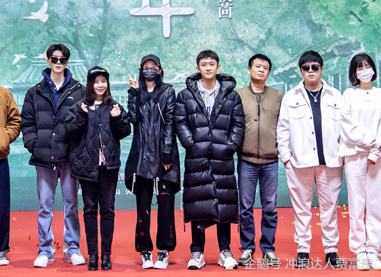 关晓彤携青春剧《曾少年》来袭,本以为张一山够帅气,看到男二:心动了