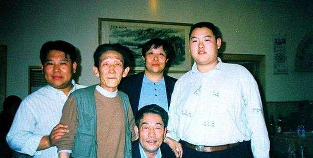 郭德纲三次痛哭真相曝光:一哭张文顺,二哭侯耀文,三哭
