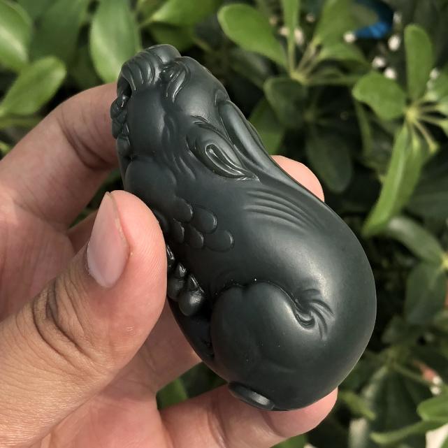 关于和田玉的干货:沙枣青有什么独特之处?价值能如此之高