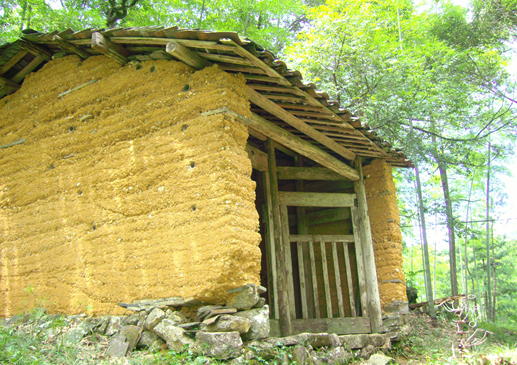 风展红旗如画马长炎苦战九仙山