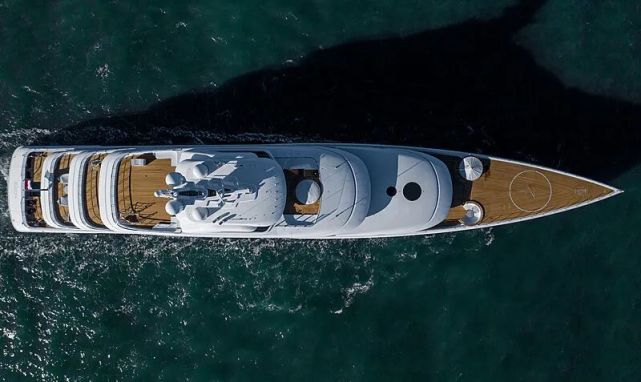 图组斐帝星feadship88米超级游艇zen号开始海试