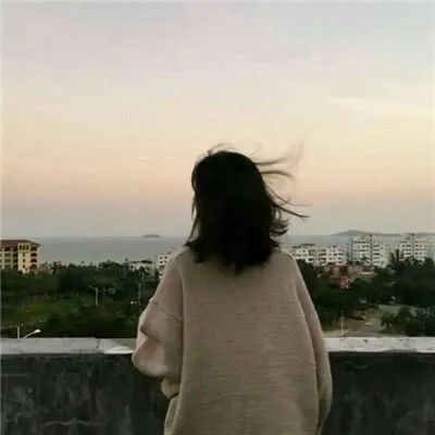 超有意境的男生女生背影头像