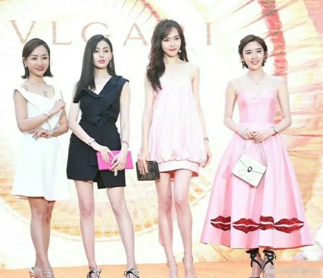 女星身高"宫心计":170倪妮穿恨天高,鞠婧祎更是"踩高跷"