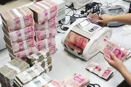 银行柜台多给钱可以不还吗法院最新判决来了要承担法律风险