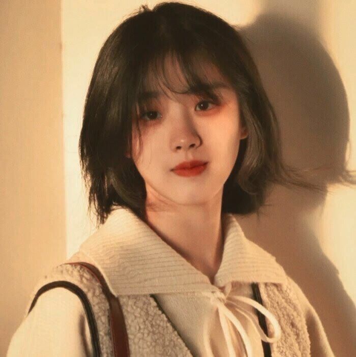 招桃花温柔小众真人女生头像76