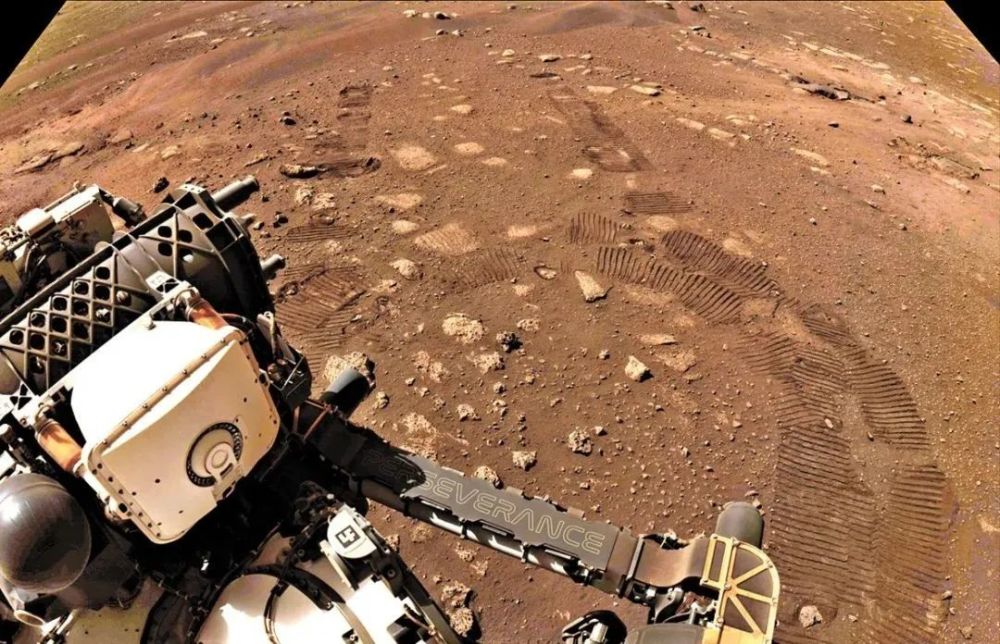 探索火星拍照片,nasa毅力号迈出第一步