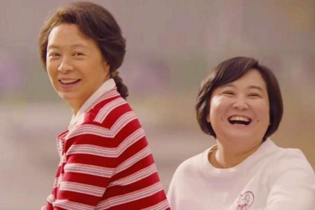 《生活万岁》中的国家一级演员:刘威演过唐明皇,刘佳扮过李焕英