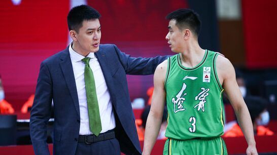 连败后的辽宁男篮会更换主教练杨鸣吗?