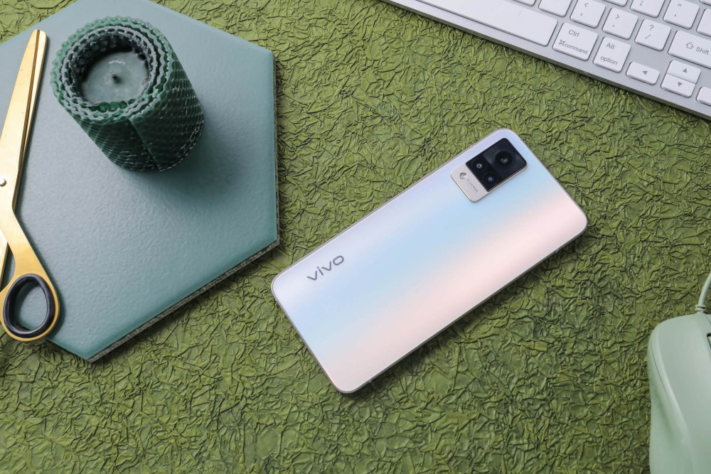 不以"浮夸"行天下,vivo s9以工业设计为料,堆出新流派