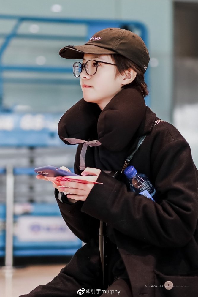 李庚希壁纸/你一出现,世间美好集于一身
