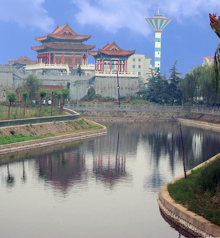 临颍县知名旅游景点,同时也是文物保护单位
