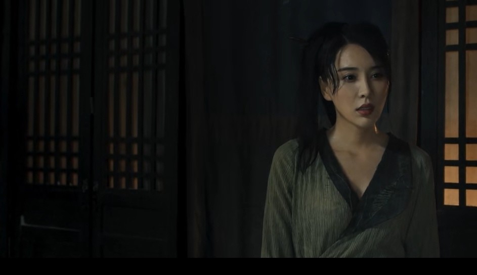 虽然张熙媛所表现的潘金莲有所特色,但是其外貌还是显现出那种欲望,而