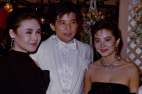秦汉和妻子离婚原配发下毒誓娶猫娶狗就是不能娶林青霞