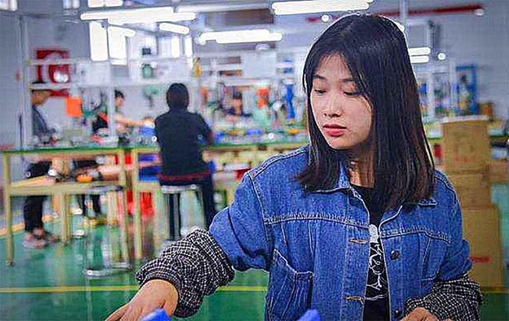 电子厂上班一天一般多少个小时