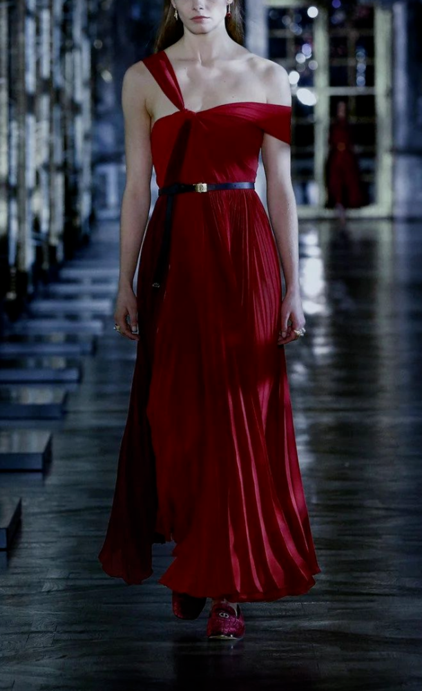 2021dior秋冬发布会,dior2021秋冬 dior 2021秋冬:一朵带刺的玫瑰