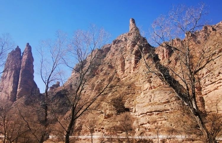 临夏炳灵寺世界文化遗产旅游区