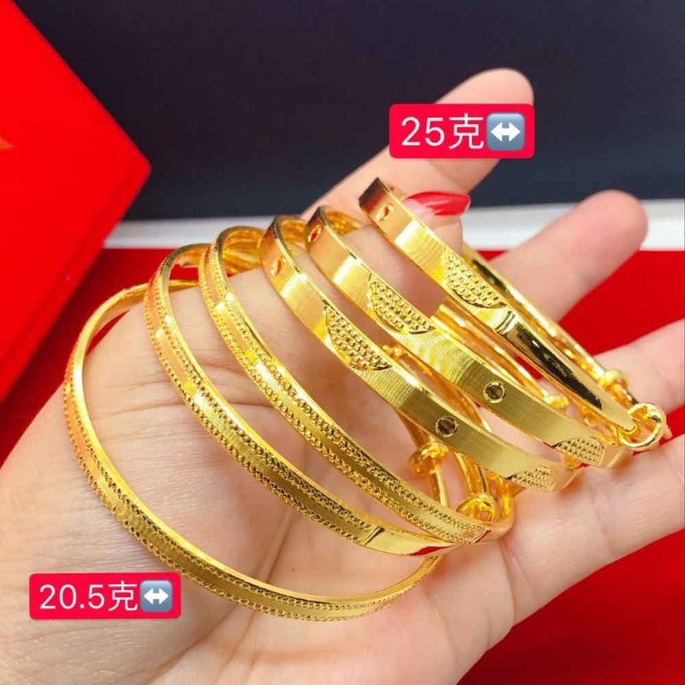 买黄金手镯越重越好?内行人一分析,后悔才知道