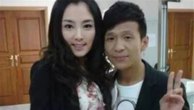 据知,宋小宝与霍晓红结婚才7年.后来,他离婚了,因为霍晓红不能生育.