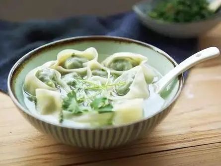 也是一道常熟人的家常菜还有荠菜豆腐羹从来不输全肉馅的馄饨点单榜上